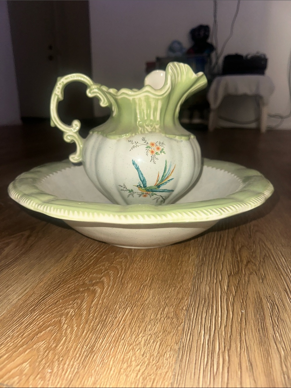 Floral Ceramic Pitcher and Basin Set — Green and White